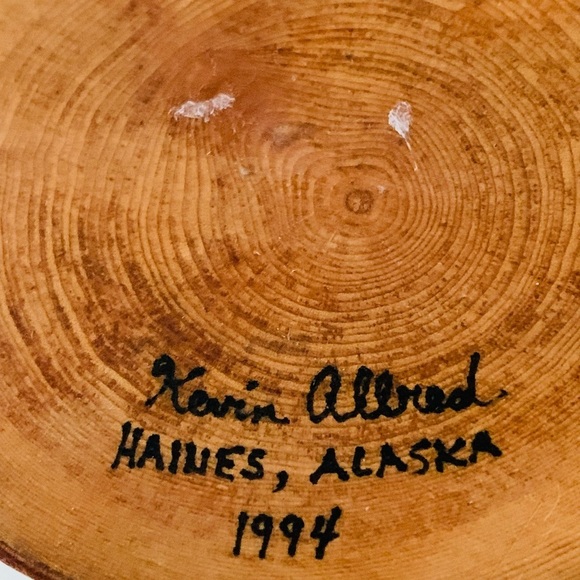 Handcrafted tree bark jar - Picture 6 of 9